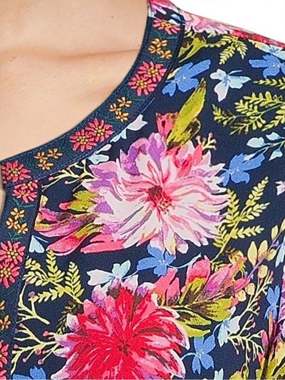 The Pioneer Woman Navy Tunic with Pink & Red Floral Print - Picture 4 of 8